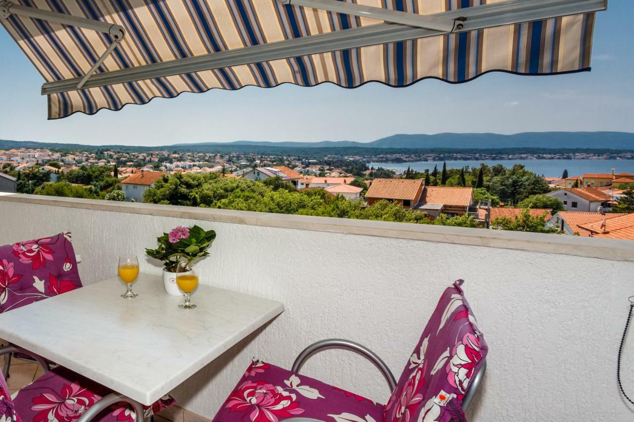 Apartment Luna Malinska Buitenkant foto