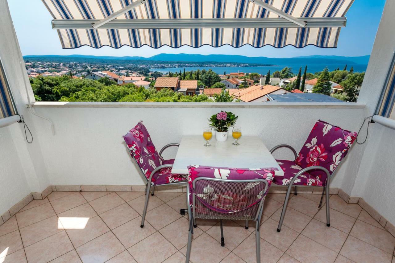 Apartment Luna Malinska Buitenkant foto