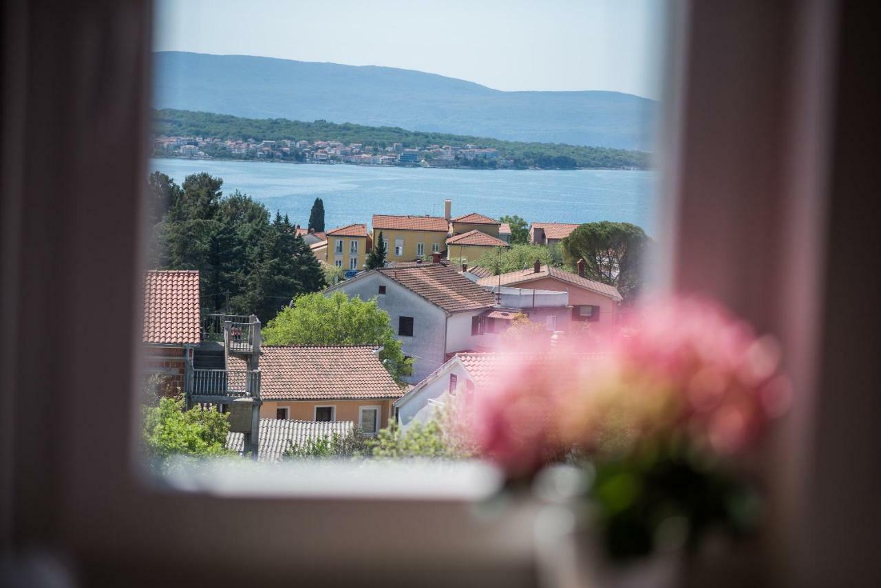 Apartment Luna Malinska Buitenkant foto
