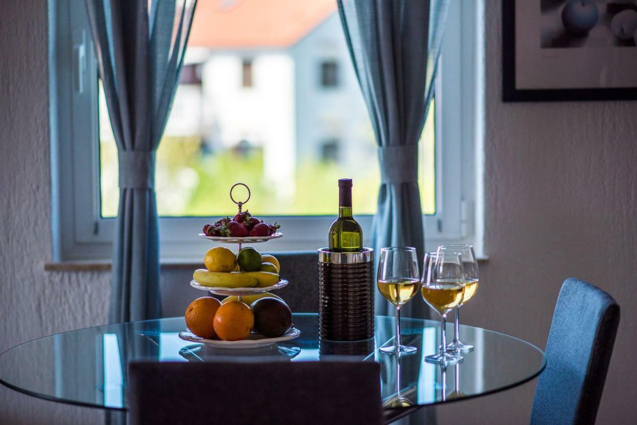 Apartment Luna Malinska Buitenkant foto